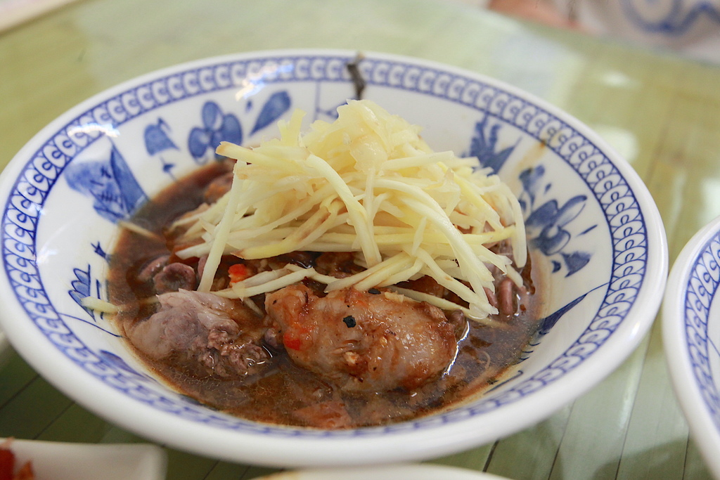 森（mori ）魚丸湯、肉燥飯