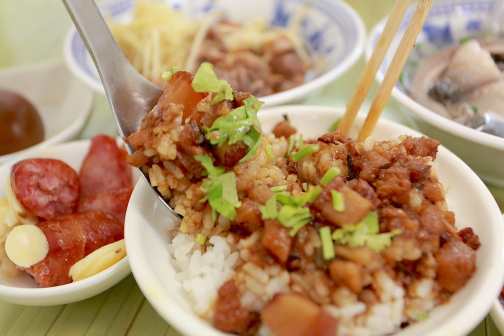 森（mori ）魚丸湯、肉燥飯