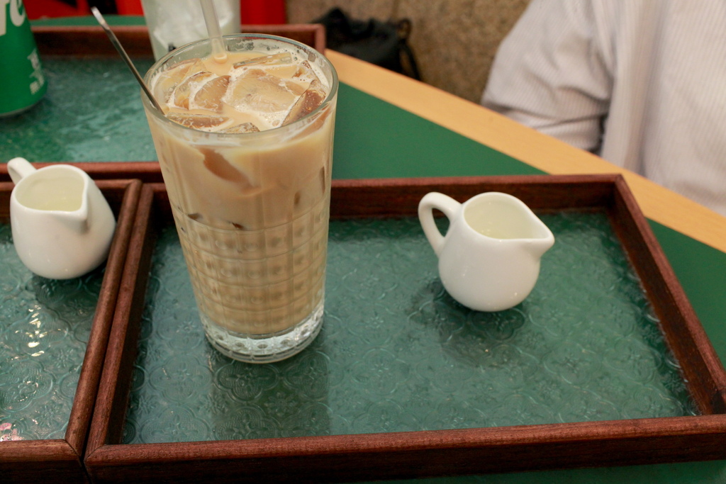 吃。台南市｜中西區。「叁仰台南港式茶餐廳」「叁仰台南港式茶餐