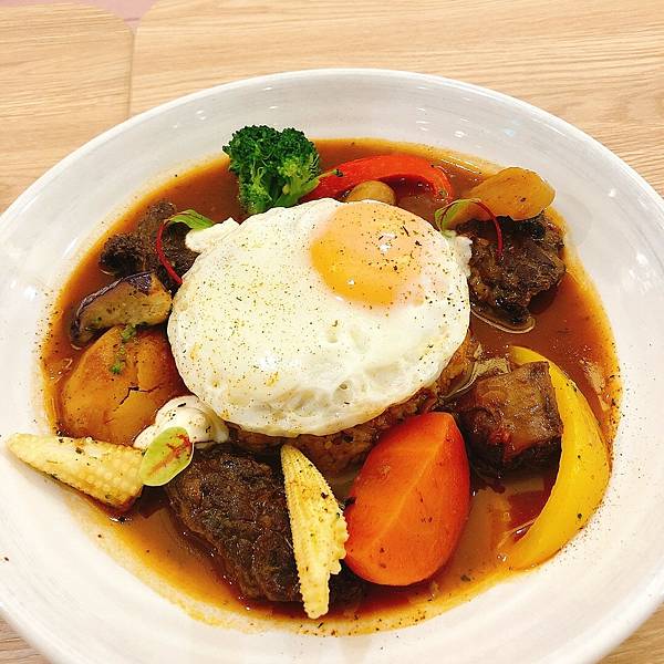 LINE_ALBUM_75度獴_220428_12.jpg LINE_ALBUM_75度獴_220428_12.jpg