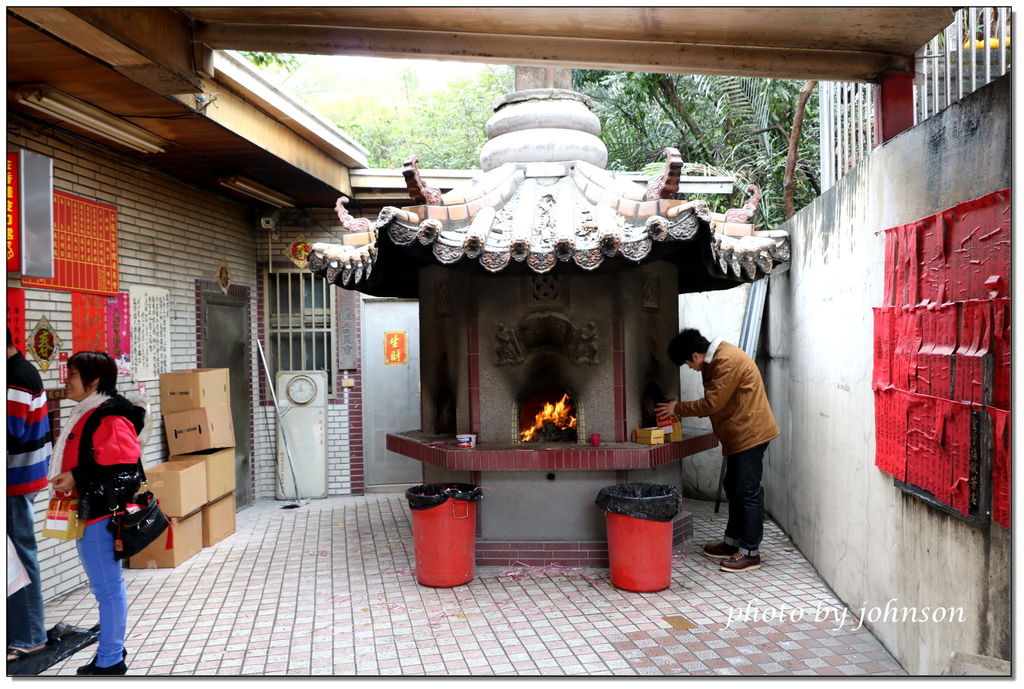 遊記 南投中寮 石龍宮 泡麵土地公 福德正神 土地公廟 高雄之子 痴傻男孩johnson的部落格 痞客邦 遊記 南投中寮 石龍宮 泡麵土地公 福德正神 土地公廟 高雄之子 痴傻男孩johnson的部落格 痞客邦