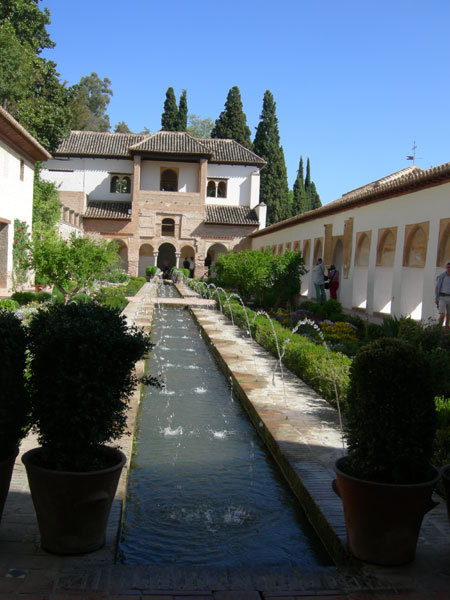 60.Patio de la acequia en el Generalife之6.jpg