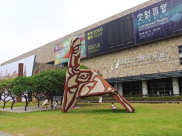 【台中。西區】「直覺‧記憶‧原始能量~吳炫三回顧展」滿載豐富