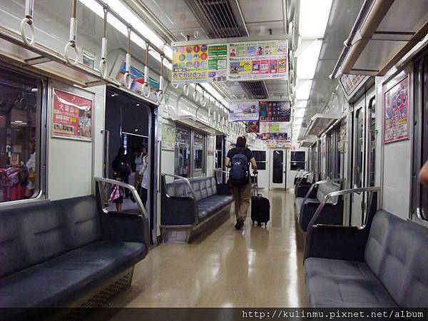 這才是要搭的-空港急行電車 (可惜沒拍到車身)