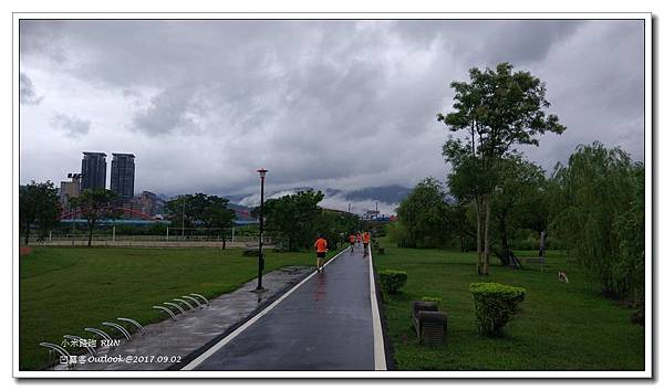 小米路跑-020.jpg 小米路跑-020.jpg