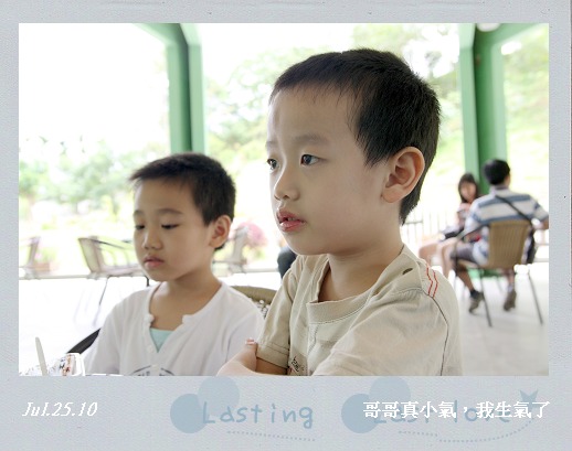 紙教堂008.jpg 紙教堂008.jpg