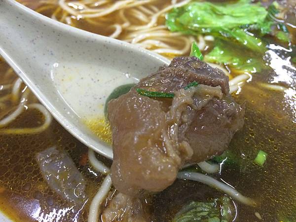 [新北/新莊]  呷霸牛肉麵