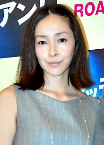 麻生久美子 出産後初公の場 観客からの祝福に満面の笑み Just 麻生久美子 痞客邦 麻生久美子 出産後初公の場 観客からの祝福に満面の笑み Just 麻生久美子 痞客邦
