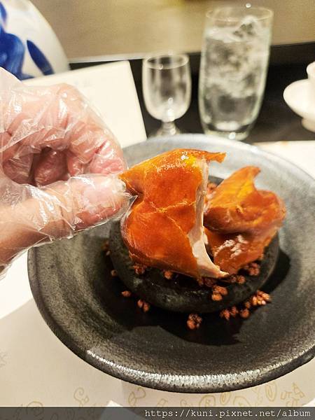 [食記] 台北 請客樓：難得的許大師客座晚宴