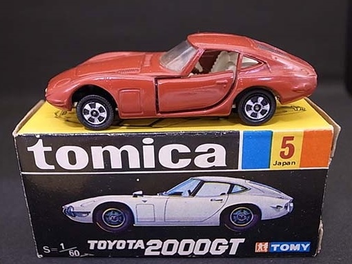 tomica 2000gt