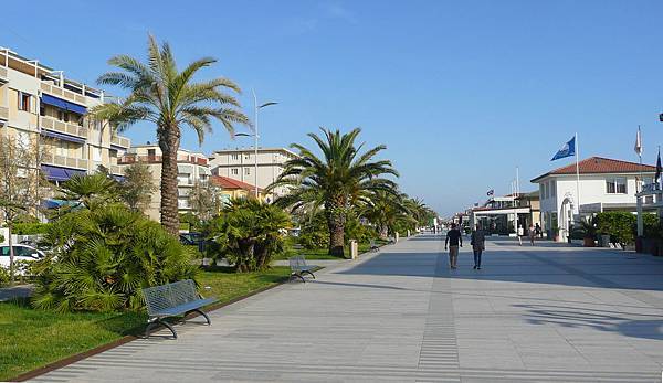 Lido_di_Camaiore_1