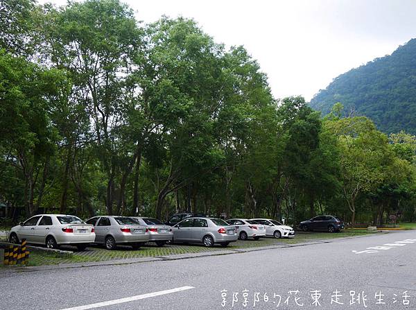 花蓮遊記 太魯閣環流丘步道 布洛灣休憩區內遠眺立霧溪的休閒步道 輕旅行
