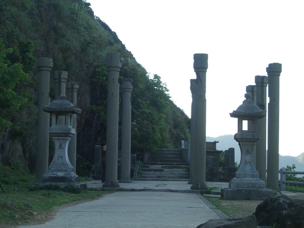 金瓜石黃金博物館園區50-黃金神社只剩下一堆石柱