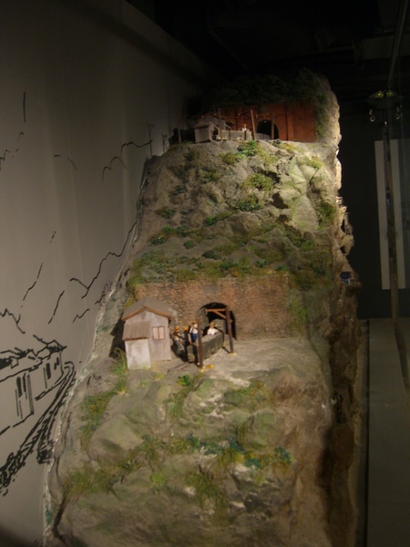 金瓜石黃金博物館園區63-本館的挖礦示意模型