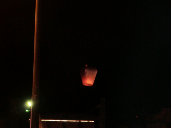 20100306平溪老街-某人的天燈
