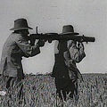 Lewis_Gun_during_Emu_War