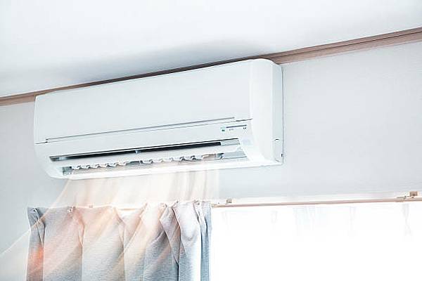 洗冷氣避免觸電關機拔插頭還不夠！洗冷氣5大重點