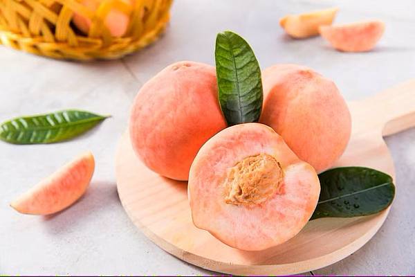 fresh-peach-basket_358619-17