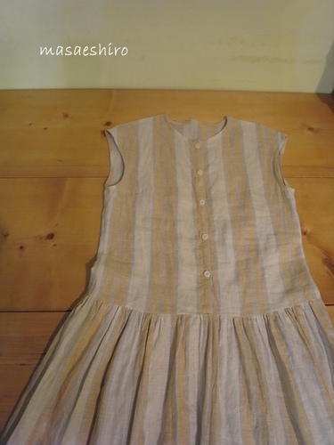 20140527亞麻直紋洋裝-1.jpg 20140527亞麻直紋洋裝-1.jpg