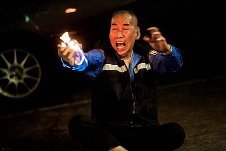 紅衣小女孩 紅衣小女孩