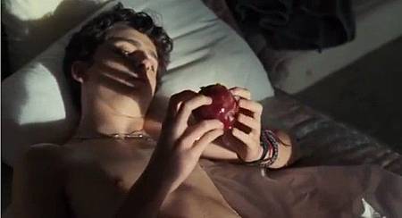 以你的名字呼喚我 以你的名字呼喚我