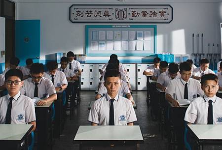 藍色項圈 藍色項圈