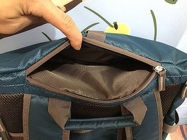 Targus_seoul15%22_07.JPG Targus_seoul15%22_07.JPG