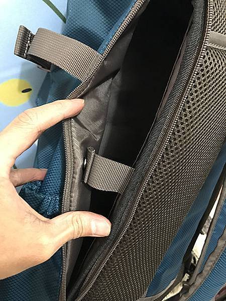 Targus_seoul15%22_05.JPG Targus_seoul15%22_05.JPG