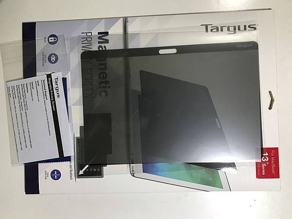 Targus防窺片03.JPG