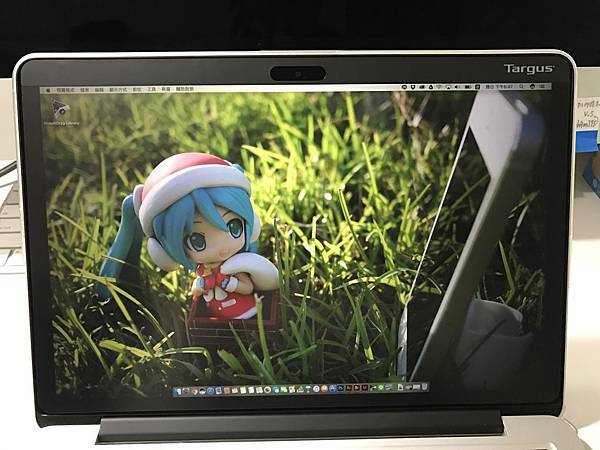 Targus防窺片14.JPG