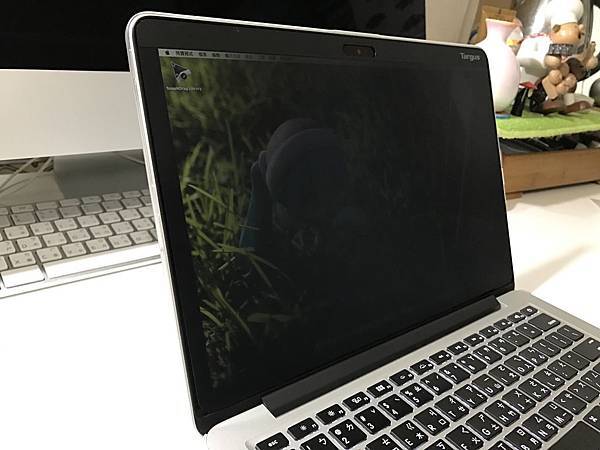 Targus防窺片09.JPG