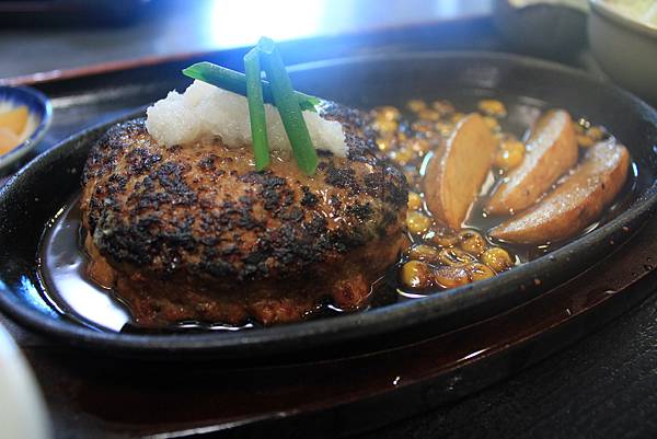 IMG_2323.JPG IMG_2323.JPG