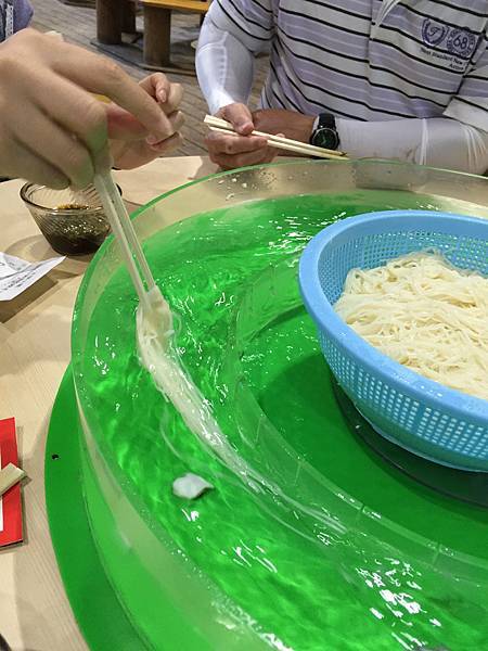 IMG_3242.jpg IMG_3242.jpg