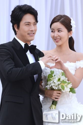 韓載錫、朴率美完婚