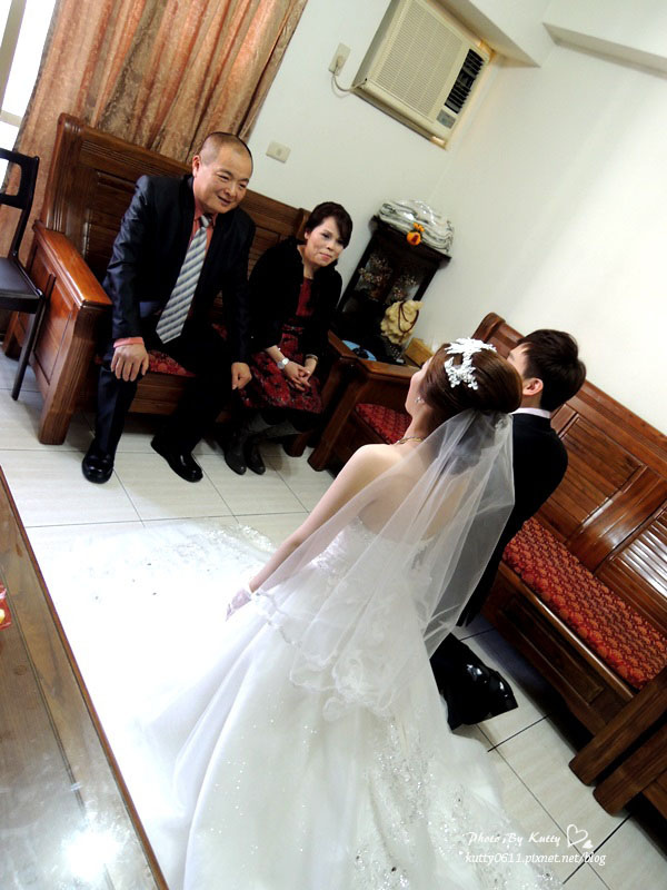 2014-2-25婷妹訂結婚大日子 (37).jpg