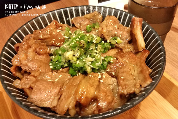 2016-9-25地表最強丼飯 (26).jpg