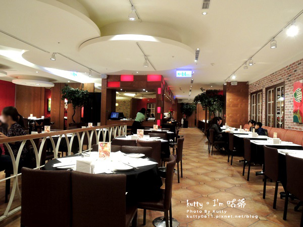 新竹巨城 瓦城泰國料理 好下飯的料理 必推泰國奶茶 甜品 連結菜單 Kutty I M 咕蒂 痞客邦