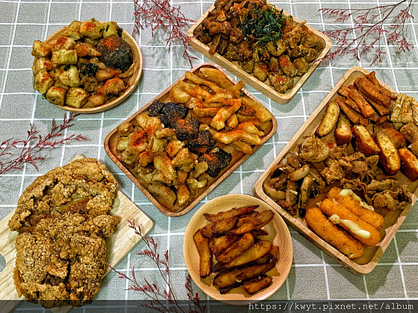 熊掌香雞排,台中西區,炸物,鹽酥雞,魷魚酥,米血,台中,西區,小吃,炸雞排,宵夜,鹹酥