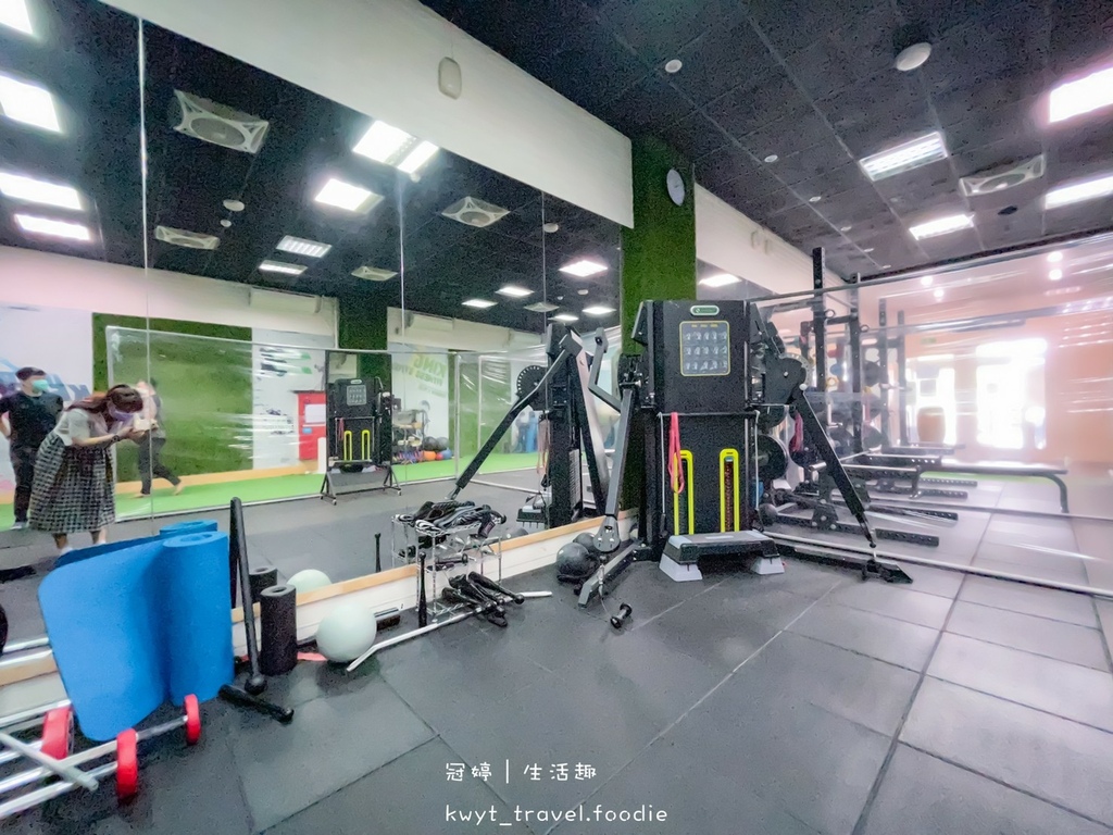 LINE_ALBUM_鄭骨雕_211012_5.jpg