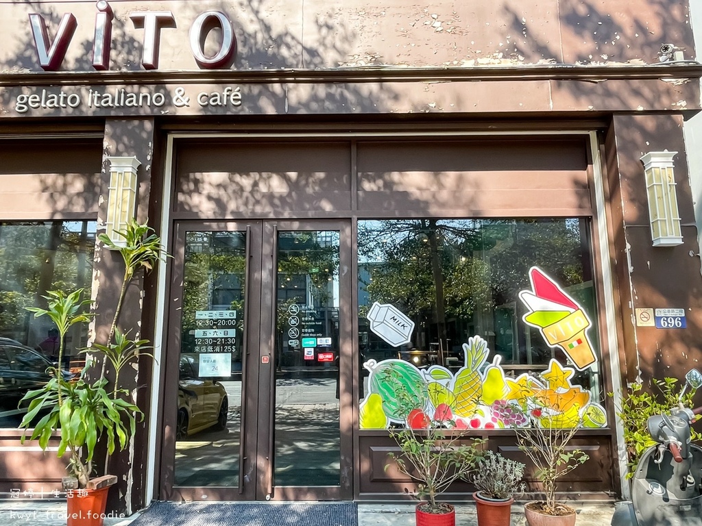 LINE_ALBUM_VITO_211219_4.jpg LINE_ALBUM_VITO_211219_4.jpg