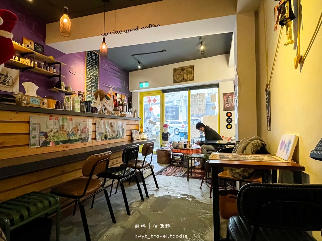 LINE_ALBUM_Born 2 Her Cafe_220320_19.jpg