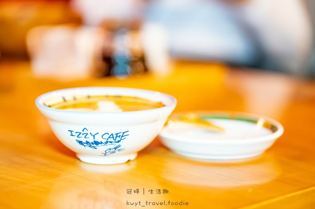 LINE_ALBUM_Izzycafe_220404_1.jpg