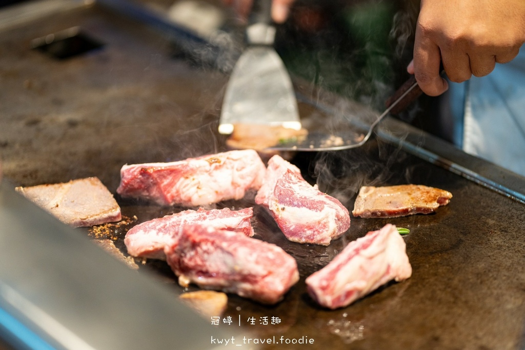 LINE_ALBUM_新市吃到飽推薦-南科聚餐餐廳-碳鍋屋村私房料亭燒肉_220405_46.jpg