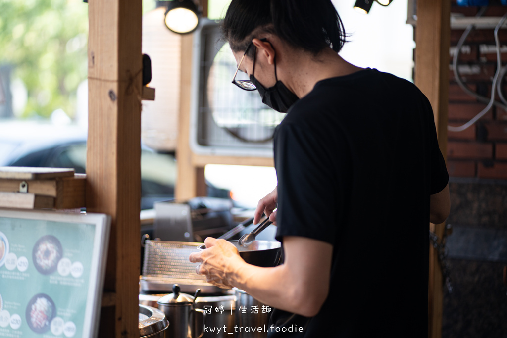 台中南區拉麵推薦-杏花雞白湯拉麵南區國光店-台中南區百元美食推薦-台中火車站美食推薦-10.jpg