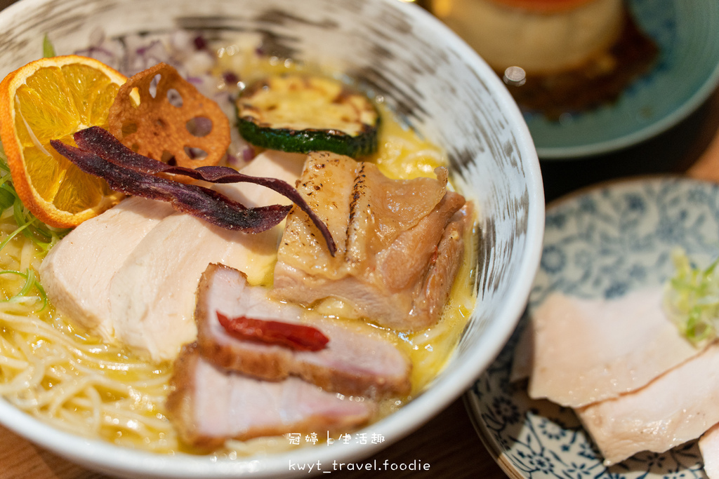 台中北區拉麵餐廳推薦-算云焉-文心中清捷運站美食-曉明女中美食-台中二中美食-台中雞白湯拉麵推薦-台中捷運美食推薦-25.jpg