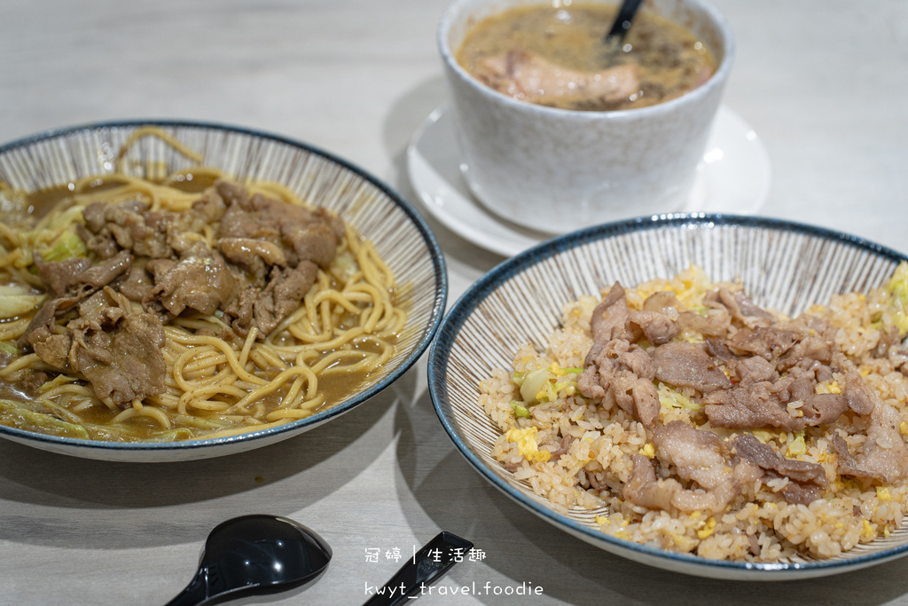 松山區外帶午餐推薦-臭豆腐炒飯雞湯-台北民生社區美食小吃推薦-12.jpg