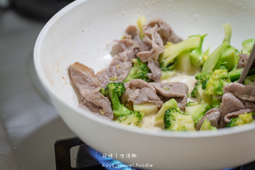 夏天清爽料理食推-小磨坊金油-小磨坊金蒜油-蒜香青花菜食-油豆腐食-25.jpg 夏天清爽料理食推-小磨坊金油-小磨坊金蒜油-蒜香青花菜食-油豆腐食-25.jpg
