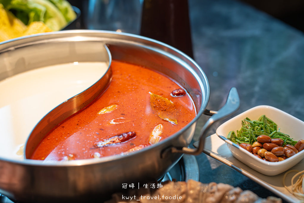 青埔美食餐廳推薦-怎麻辣頂級鴛鴦鍋-桃園高鐵附近美食推薦-中壢麻辣鍋推薦-41.jpg