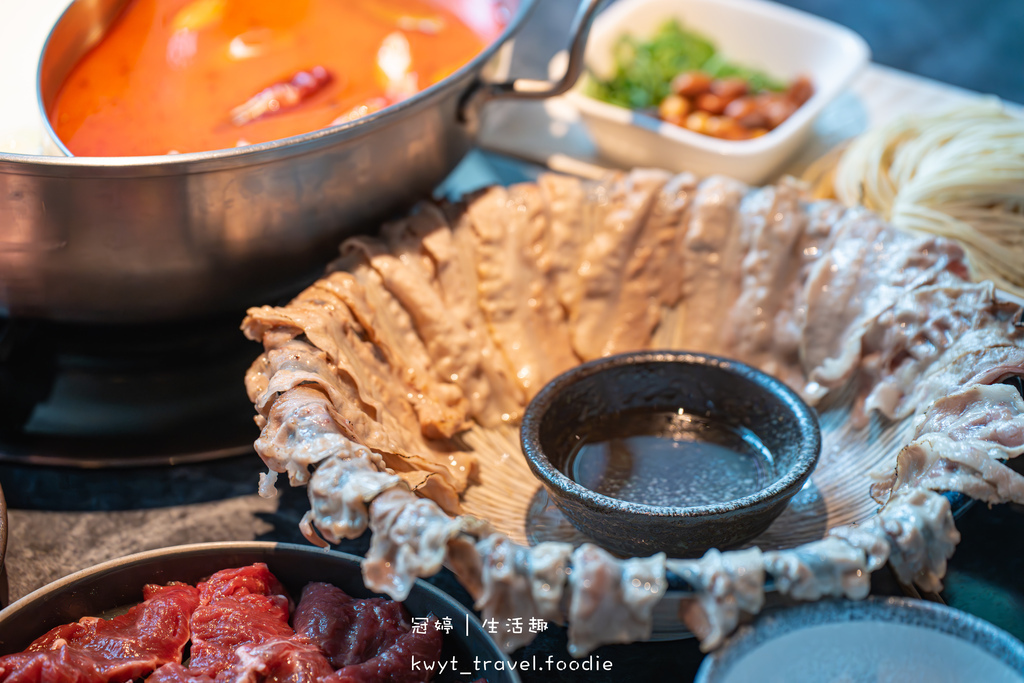 青埔美食餐廳推薦-怎麻辣頂級鴛鴦鍋-桃園高鐵附近美食推薦-中壢麻辣鍋推薦-31.jpg