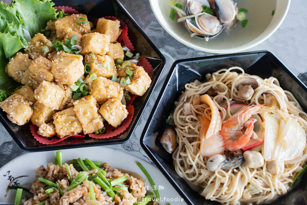 食味佳鱔魚麵餐館,嘉義美食,鱔魚麵,羊肉炒飯,海鮮炒麵,金沙豆腐,蛤仔湯,嘉義,竹崎,嘉義小吃,竹崎小吃,竹崎美食,竹崎果菜市場,竹崎內埔辦事處,手路菜,傳統小吃,炒飯